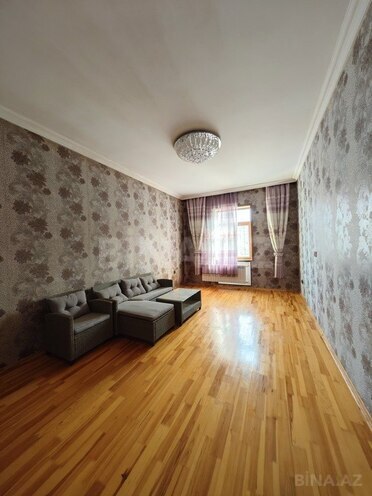 6 otaqlı həyət evi/bağ evi - Qaraçuxur q. - 220 m² (16)