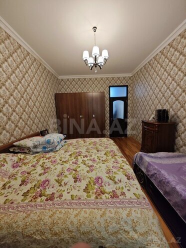 6 otaqlı həyət evi/bağ evi - Qaraçuxur q. - 220 m² (9)