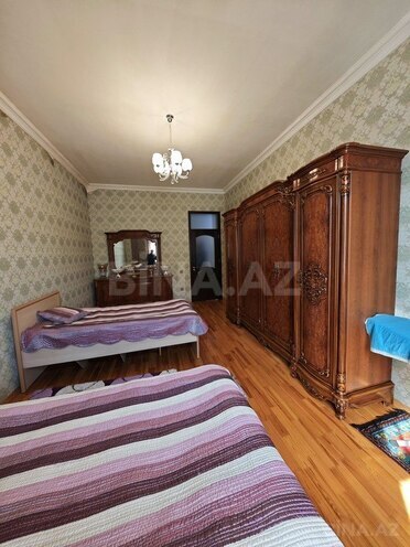 6 otaqlı həyət evi/bağ evi - Qaraçuxur q. - 220 m² (14)