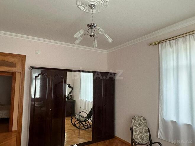 6 otaqlı həyət evi/bağ evi - Novxanı q. - 193 m² (17)