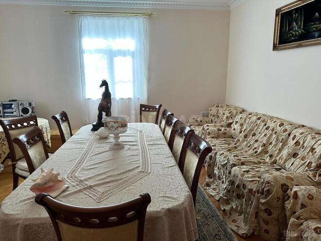 6 otaqlı həyət evi/bağ evi - Novxanı q. - 193 m² (10)