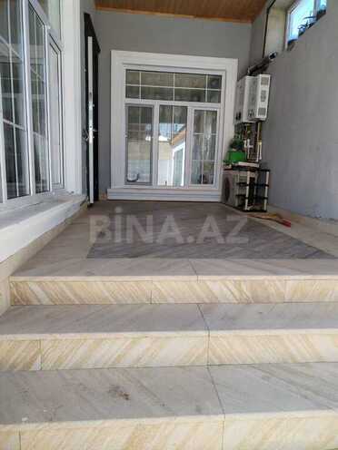 4 otaqlı həyət evi/bağ evi - Qaraçuxur q. - 135 m² (1)