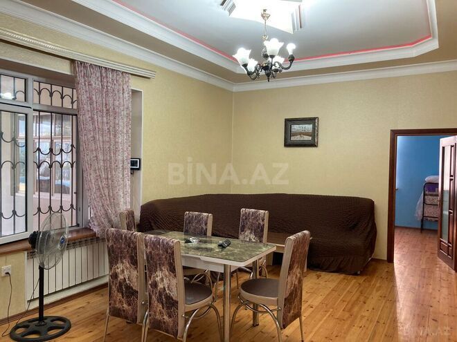 5 otaqlı həyət evi/bağ evi - Şüvəlan q. - 125 m² (11)