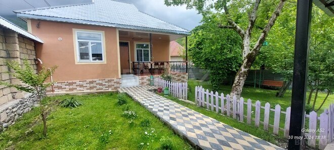 2 otaqlı həyət evi/bağ evi - Qəbələ - 95 m² (2)
