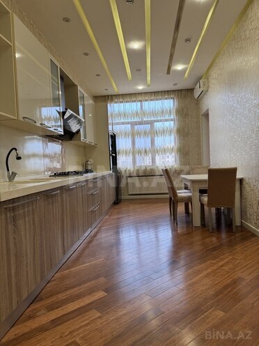 4 otaqlı yeni tikili - Nizami m. - 180 m² (22)