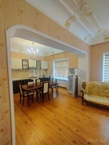 7-комн. дом/дача - пос. Бадамдар - 290 м² (10)