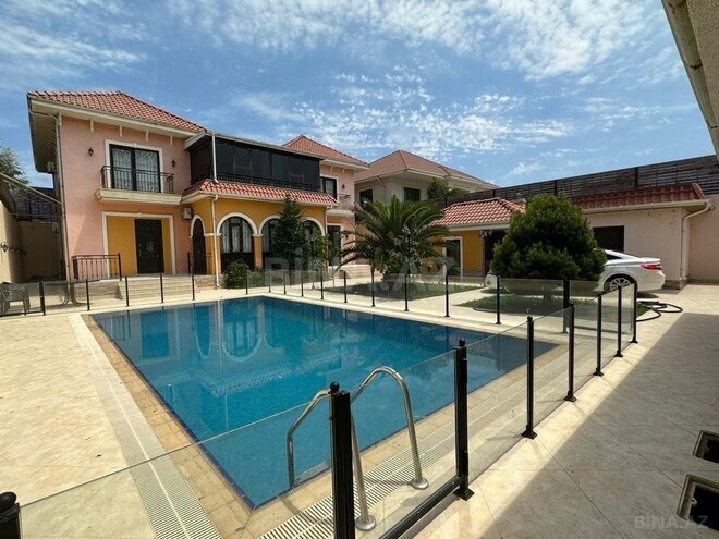 6 otaqlı həyət evi/bağ evi - Şüvəlan q. - 350 m² (9)
