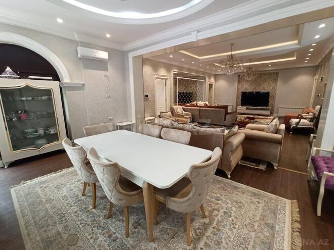 6 otaqlı həyət evi/bağ evi - Şüvəlan q. - 350 m² (14)