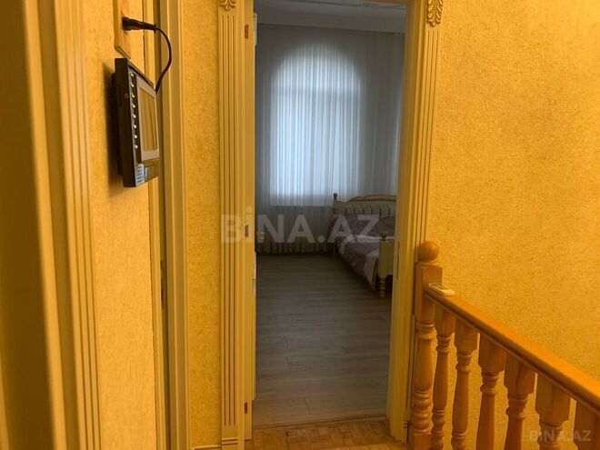 5 otaqlı həyət evi/bağ evi - Novxanı q. - 240 m² (13)