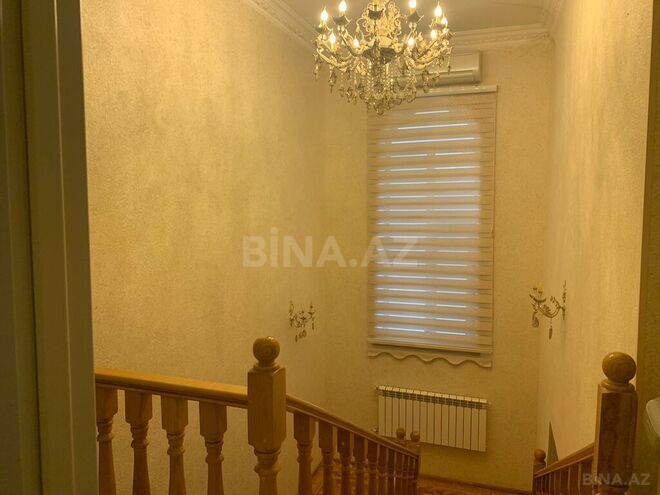 5 otaqlı həyət evi/bağ evi - Novxanı q. - 240 m² (18)