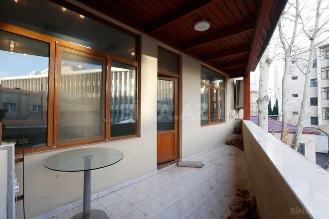 Сдаётся 5-комн. офис 200 м², м. Низами, photo 14 from 17