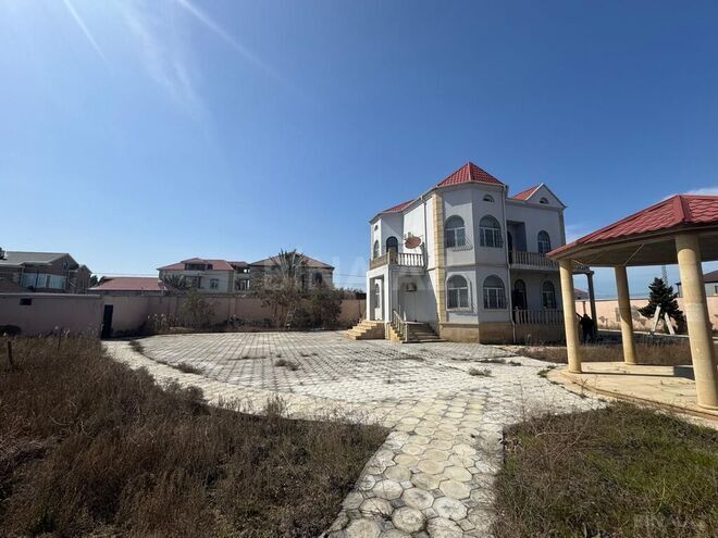 6 otaqlı həyət evi/bağ evi - Mərdəkan q. - 175 m² (1)
