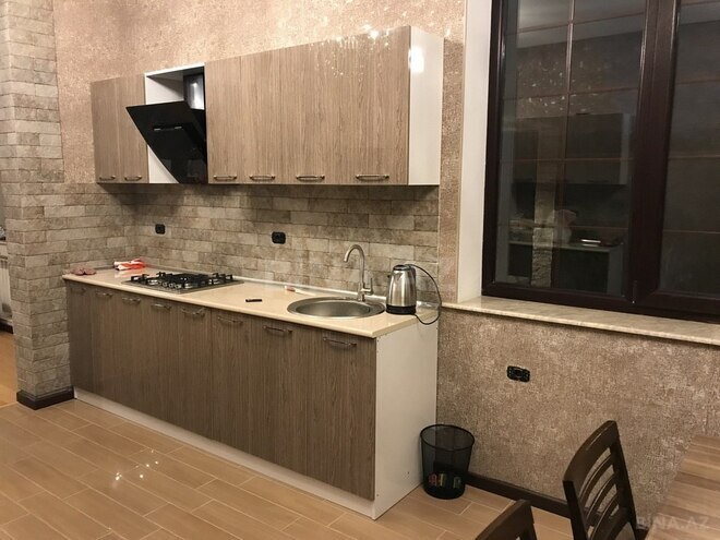 5 otaqlı həyət evi/bağ evi - Bilgəh q. - 220 m² (21)