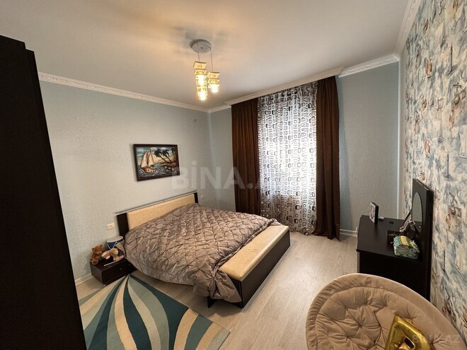 6 otaqlı həyət evi/bağ evi - Görədil q. - 280 m² (25)