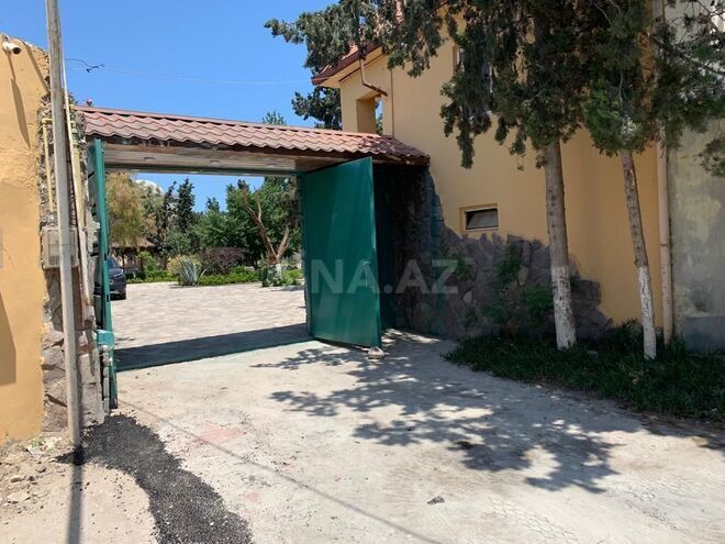 8 otaqlı həyət evi/bağ evi - Mərdəkan q. - 300 m² (30)