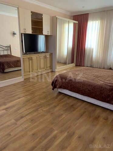 8 otaqlı həyət evi/bağ evi - Mərdəkan q. - 300 m² (14)