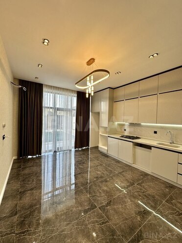 6 otaqlı həyət evi/bağ evi - Mərdəkan q. - 300 m² (9)