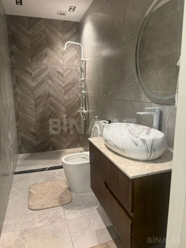 5 otaqlı həyət evi/bağ evi - Şüvəlan q. - 230 m² (23)