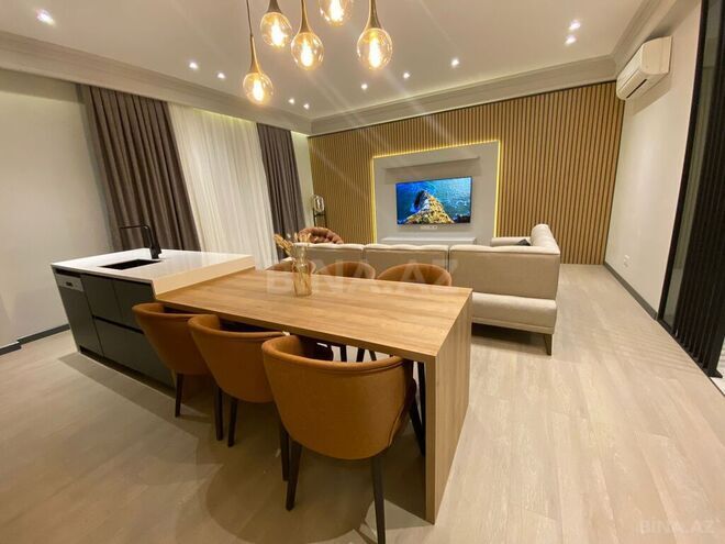 3-комн. новостройка - м. 28 мая - 110 м² (5)