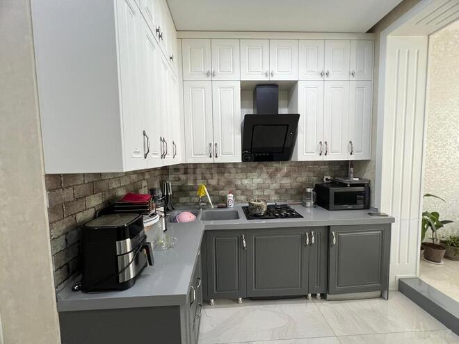 3-комн. вторичка - м. Элмляр Академиясы - 90 м² (10)