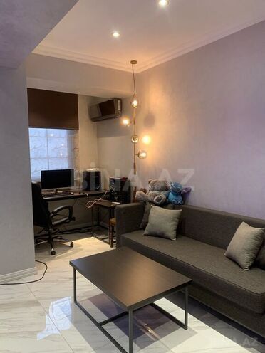 4 otaqlı yeni tikili - Nizami m. - 200 m² (14)