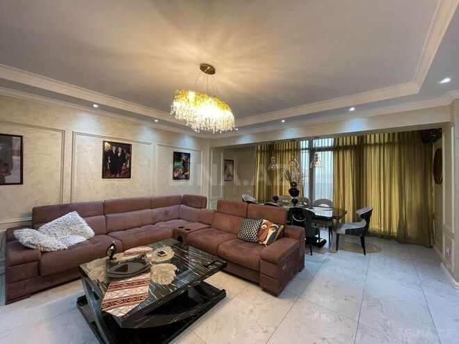 4 otaqlı yeni tikili - Nizami m. - 200 m² (1)