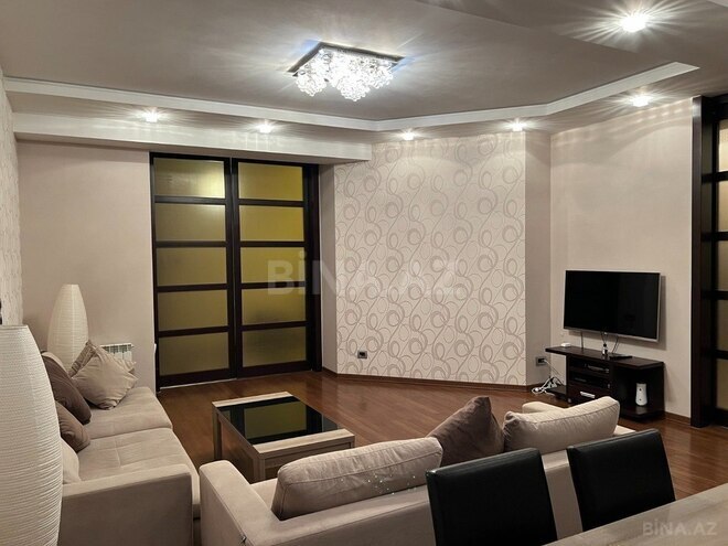 3-комн. новостройка - м. 28 мая - 150 м² (2)