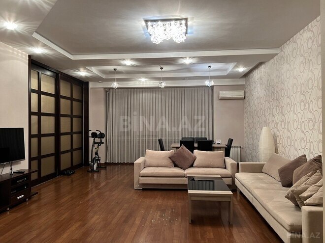 3-комн. новостройка - м. 28 мая - 150 м² (3)