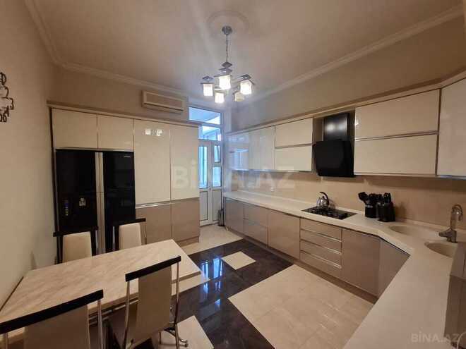 6 otaqlı köhnə tikili - İçəri Şəhər m. - 205 m² (8)