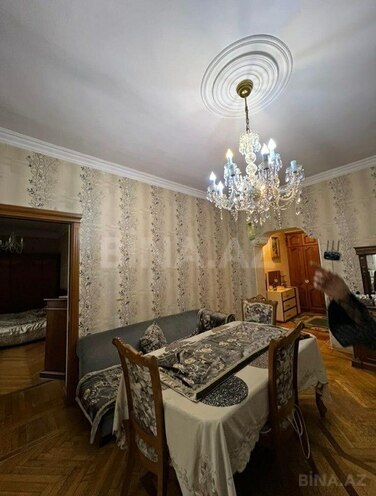 3 otaqlı köhnə tikili - Elmlər Akademiyası m. - 90 m² (16)