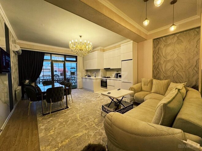 2-комн. новостройка - м. 28 мая - 70 м² (2)