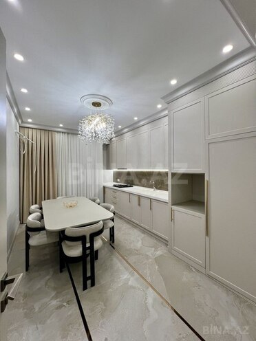 3-комн. новостройка - м. 8 ноября - 145 м² (6)