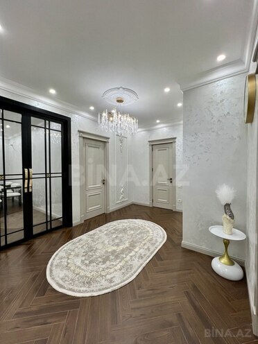 3-комн. новостройка - м. 8 ноября - 145 м² (16)