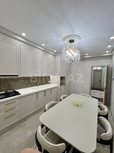 3-комн. новостройка - м. 8 ноября - 145 м² (7)