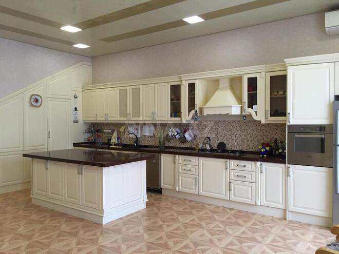 8-комн. дом/дача - пос. Новханы - 650 м² (14)