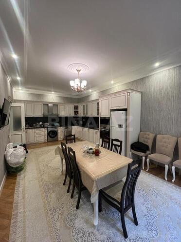 6 otaqlı həyət evi/bağ evi - İnşaatçılar m. - 252 m² (12)