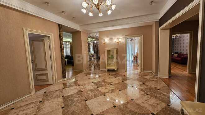 4-комн. новостройка - м. 28 мая - 240 м² (1)