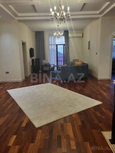 6 otaqlı həyət evi/bağ evi - Novxanı q. - 520 m² (17)