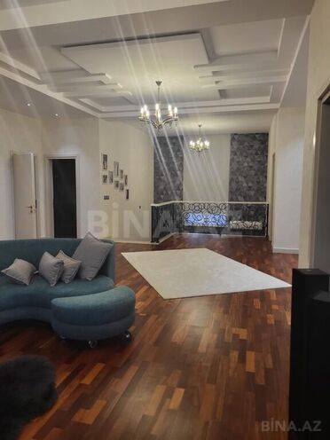 6 otaqlı həyət evi/bağ evi - Novxanı q. - 520 m² (25)
