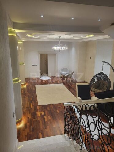 6 otaqlı həyət evi/bağ evi - Novxanı q. - 520 m² (8)