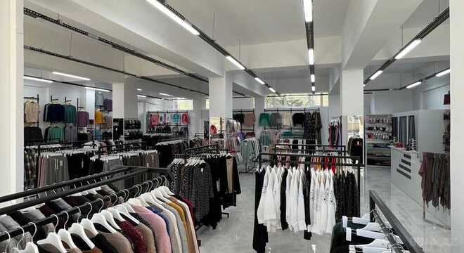 Obyekt - İnşaatçılar m. - 1200 m² (4)