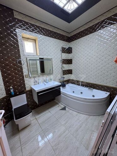 8-комн. дом/дача - пос. Бадамдар - 570 м² (15)