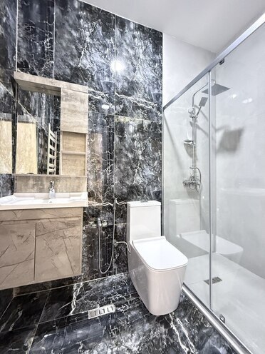 4 otaqlı həyət evi/bağ evi - Şüvəlan q. - 140 m² (16)