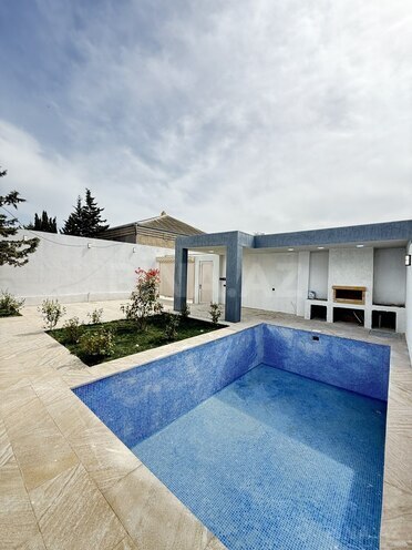 4 otaqlı həyət evi/bağ evi - Şüvəlan q. - 140 m² (9)