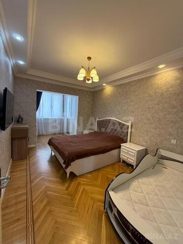 4-комн. вторичка - м. Иншаатчылар - 120 м² (9)