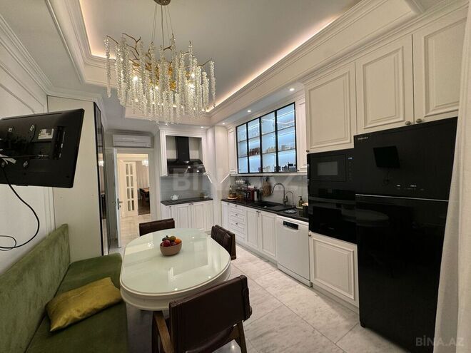 3 otaqlı yeni tikili - Ağ şəhər q. - 141 m² (1)
