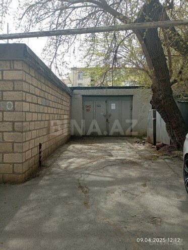 Гараж - м. Элмляр Академиясы - 31 м² (1)