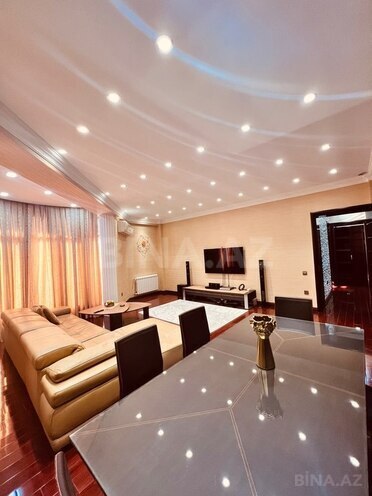 Satılır 4 otaqlı yeni tikili 180 m², 28 May m., photo 3 from 15