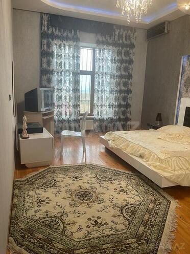 5 otaqlı həyət evi/bağ evi - Mərdəkan q. - 320 m² (20)