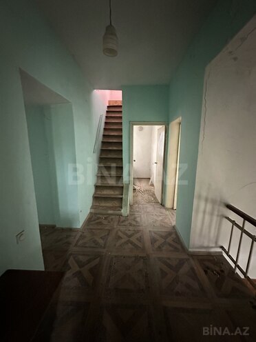 5 otaqlı həyət evi/bağ evi - Novxanı q. - 250 m² (6)